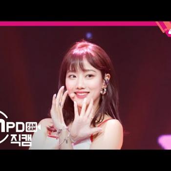 이나은 복근개쩜 에이프릴 이나은 직캠 4K 'Now or Never' (APRIL NAEUN FanCam)