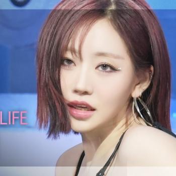 [쇼챔직캠 4K] KISS OF LIFE JULIE(키스오브라이프 쥴리) - Lips Hips Kiss