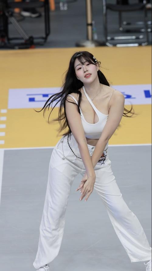 [4k] 24-25 kb손해보험배구단 金渡娥 김도아치어리더 up 1 직캠 #shorts #김도아 #배구 #kb손해보험 #치어리더 #공연 #영상 #직캠 #up #카리나