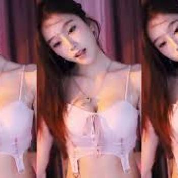 Douyu, Meng Qi, 斗鱼 萌七啊 动感光波 热舞