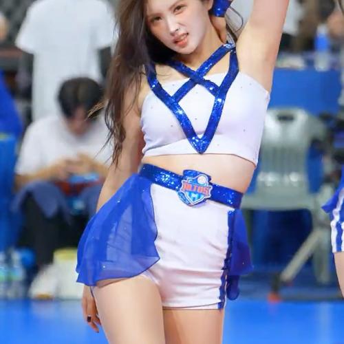 얼굴표정이 예술인 김정원(Kim Jung-Won) 치어리더
