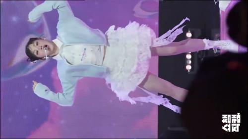 250514 피프티 피프티 아테나 직캠" POOKIE"( FIFTY FIFTY ATHENA FANCAM)