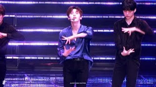 'Segno' 유니버스 Universe (별의 언어) (민현/MINHYUN Focus)
