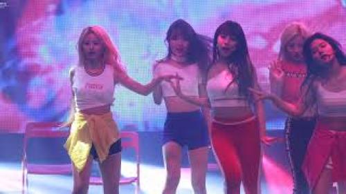 190224 Nature World] Kiss - 네이처(Nature) [루(Lu) 직캠(Fancam) 4K]