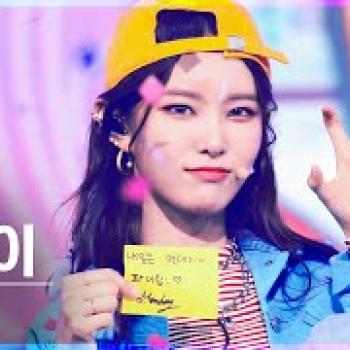 위클리 먼데이 'After School' #Weeekly #AfterSchool (Weeekly MONDAY FanCam)│2021.03.28.