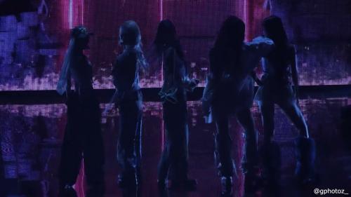 쇼케이스에서 팬츠리스 르세라핌 허윤진