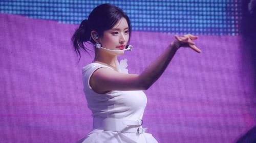 [4K] 240920 피프티피프티 아테나 SOS 직캠 (FIFTY FIFTY ATHENA FanCam)