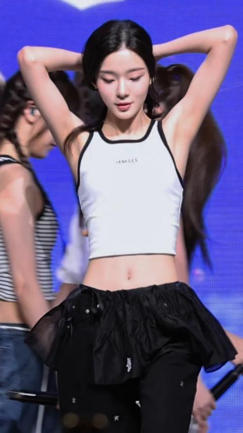 고무줄 묶음 머리 인트로 #이프아이 #ifeye ♬NERDY #카시아 #KASIA