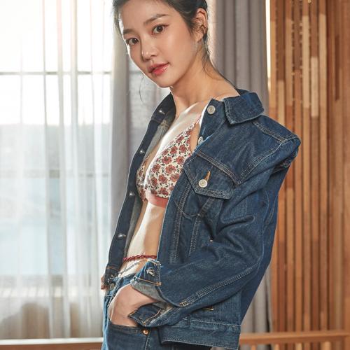 이유비 화보 가슴 몸매