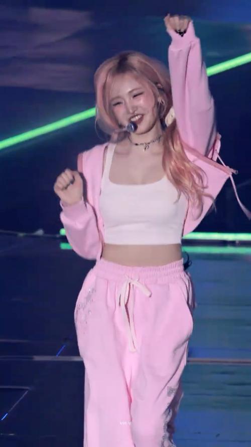 #아이브 #리즈 Rock U 챌린지 직캠 (#IVE #LIZ FanCam) 250406