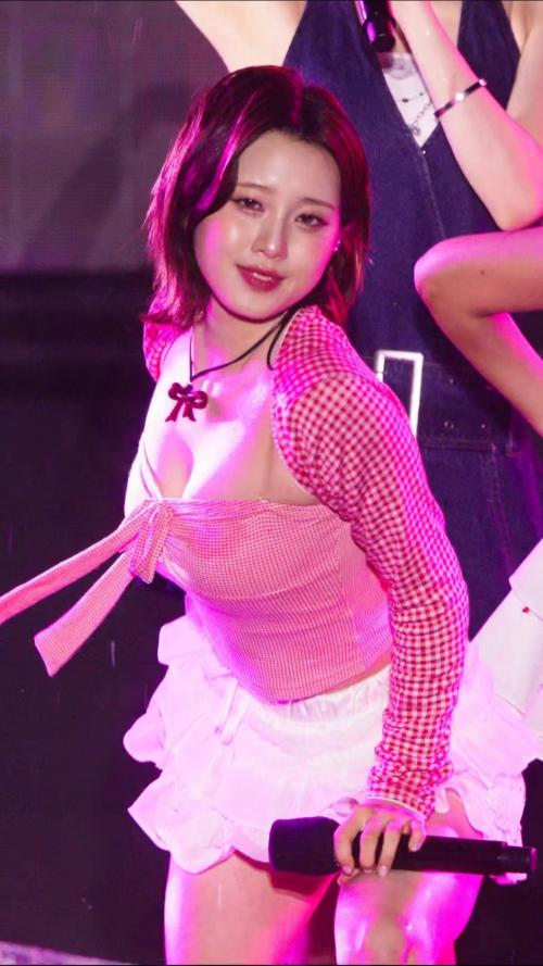 올해 워터밤이 놓친 인재 나영 #나영 #NAYOUNG #라잇썸 #LIGHTSUM