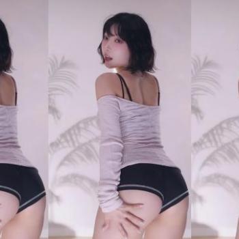 이지각 -🍑Like U🍑 꿀꿍디 ㅗㅜㅑ👀 [최가네]