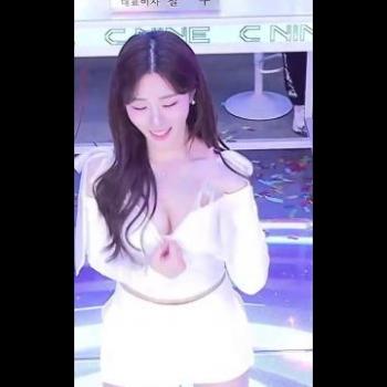 C- Nine스타부 💕 Sexy dance 뚜밥 간바레 철구형2