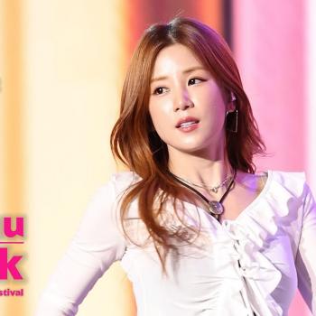 에이핑크 #초롱 ♬미스터츄 @250502 부안 마실축제 #Apink ♬Mr. Chu #박초롱 12th BUAN MASIL FESTIVAL