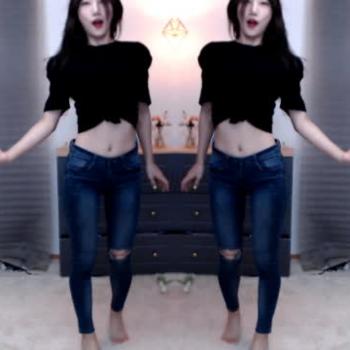 [클립]여친룩 오늘 좀 여성스러워♥찐신입여캠87일