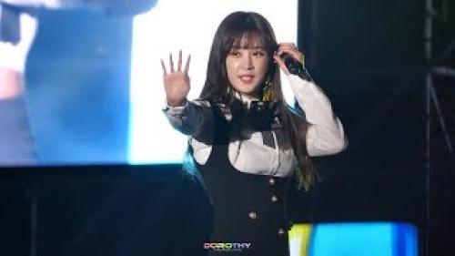 181027 에이핑크 초롱 직캠[4k] - FIVE @포항 BIG K-POP Festival