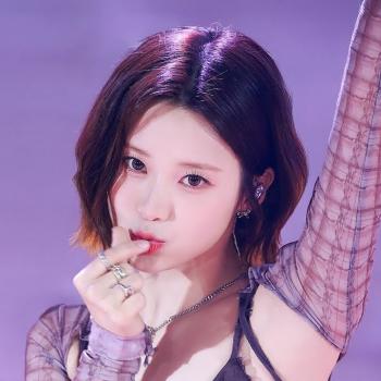 250329 라잇썸 나영 (LIGHTSUM NAYOUNG) " i (아이)" 4K 60p 세로 직캠 FANCAM @로타리 청소년 연합 희망 나눔 콘서트