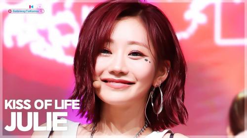 [플리캠 4K] KISS OF LIFE JULIE 'Lips Hips Kiss' (키스오브라이프 쥴리 직캠) l Simply K-Pop GateWayToKorea