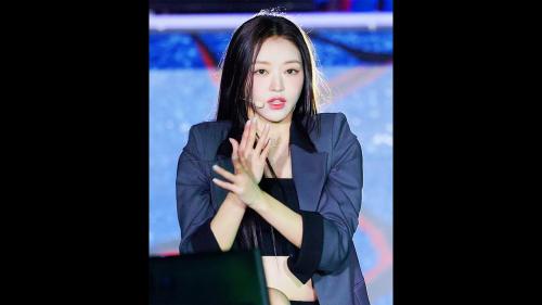 230924 오마이걸 유아 YooA : 불꽃놀이 (Remember Me)  세로 직캠 / fancam @ 한성백제문화제 폐회식  | Plumia (4K)