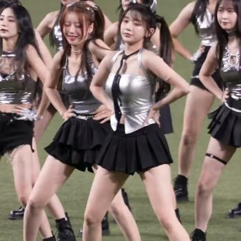 珠珢站C位 為什麼我的眼光還是一直飄到雅英🤣 #李雅英 #이아영 #李珠珢 #이주은 #leejueun