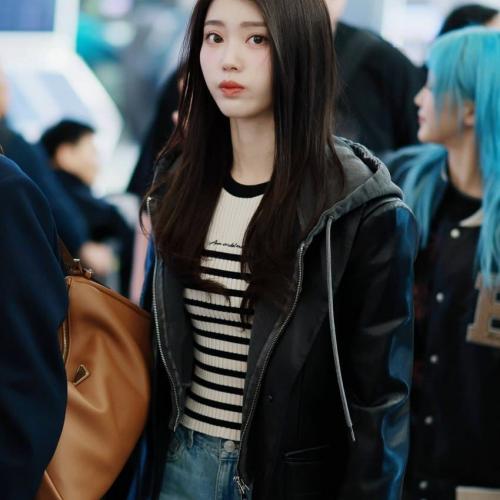 250221 샤오팅 출국 사진