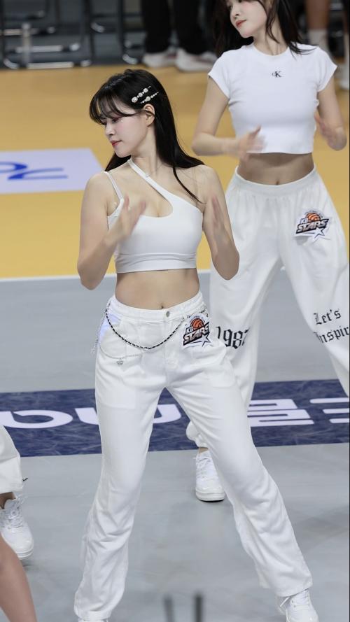 [4k] 24-25 kb손해보험배구단 金渡娥 김도아치어리더 up 4 직캠 #shorts #김도아 #배구 #kb손해보험 #치어리더 #공연 #영상 #직캠 #up #카리나