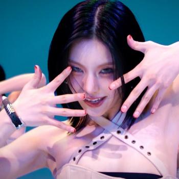 (Teaser) YEJI(예지) 'Air' (4K) | STUDIO CHOOM ORIGINAL