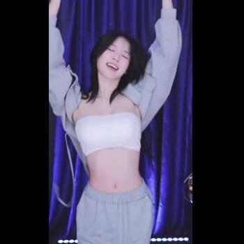 tt시게를 보고 개같이.ㄷ뛰어온 [수니그룹 게임즈] 깅예솔
