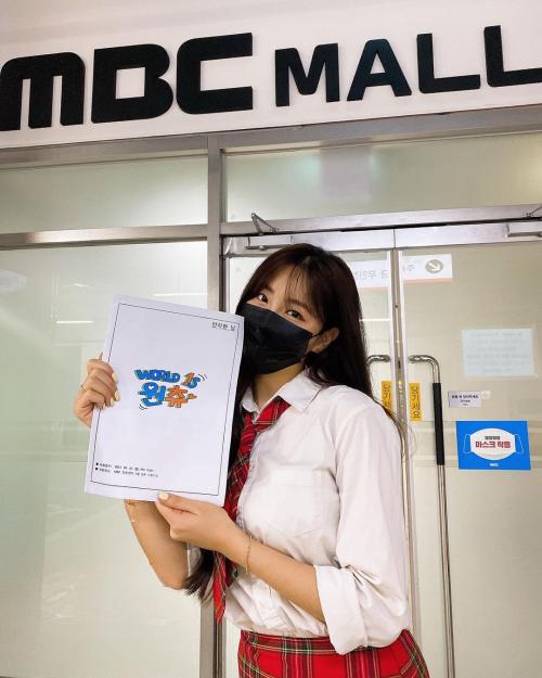 월드 이즈 원츄 출연한 안지현 치어리더